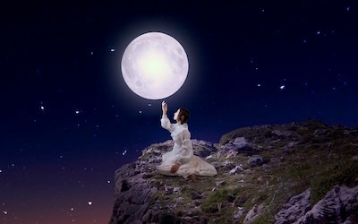  Witchy Woman Touches The Moon© Wicca-Spirituality.com
